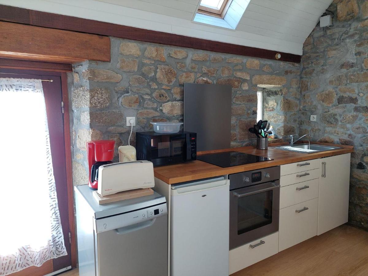 Holiday Home In Plouarzel Exterior photo